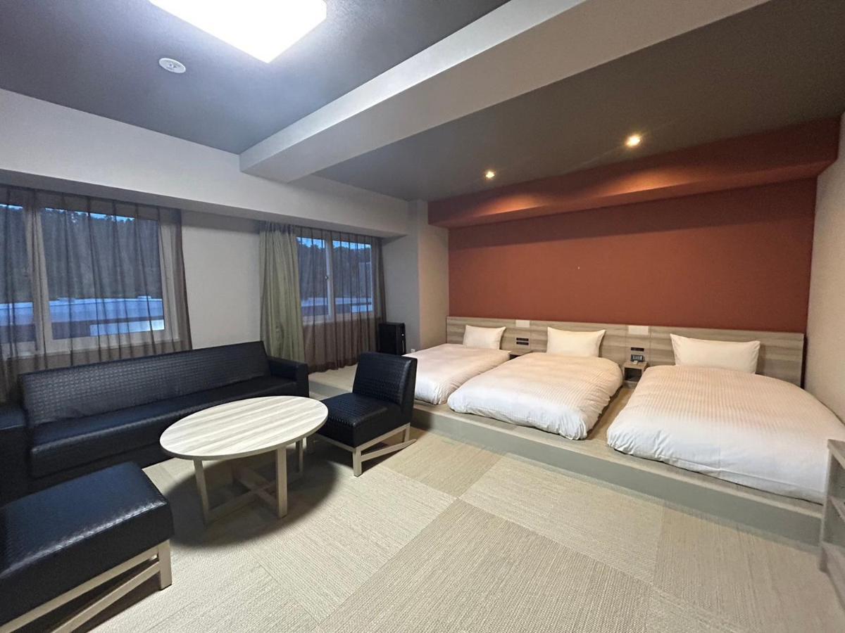 Hotel Route Inn Grand Chichibu Exterior foto
